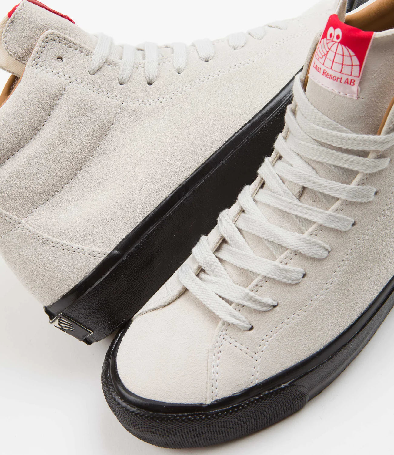 Last Resort VM003 White Suede (Black Sole) Hi top