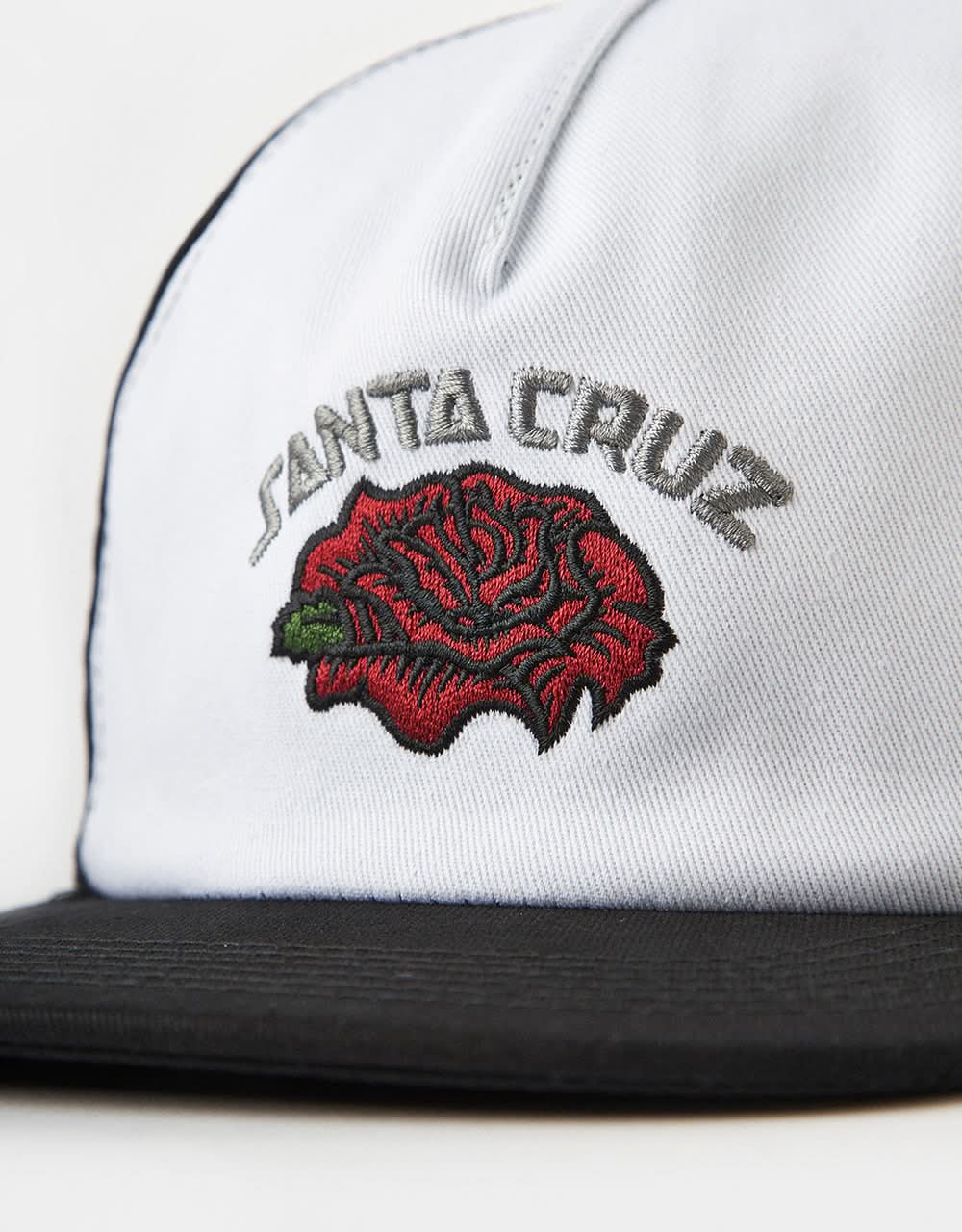 Santa Cruz Cap Dressen Roses Solo White/Black O/S ADULT